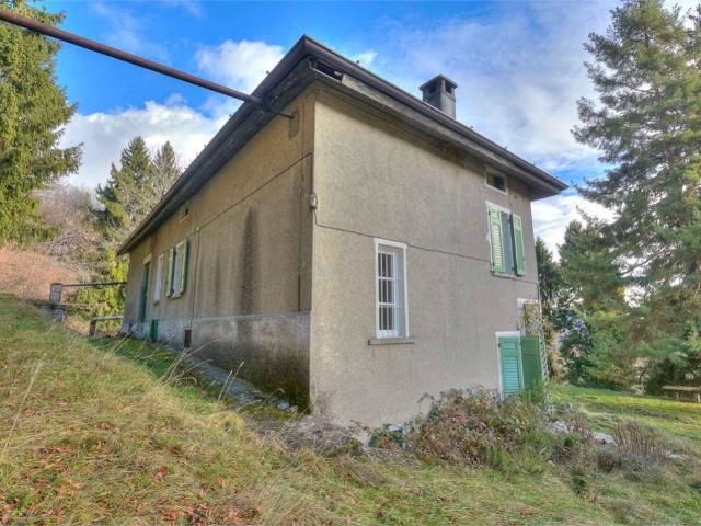 Villa in vendita a Alta Valle Intelvi CO