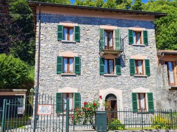 Villa in vendita a Alta Valle Intelvi CO