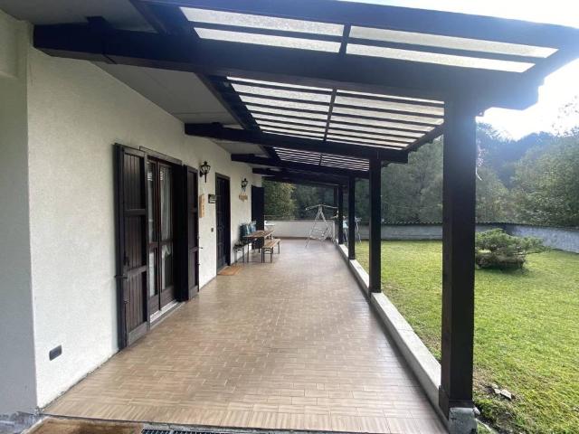 Villa in vendita a Alta Valle Intelvi CO
