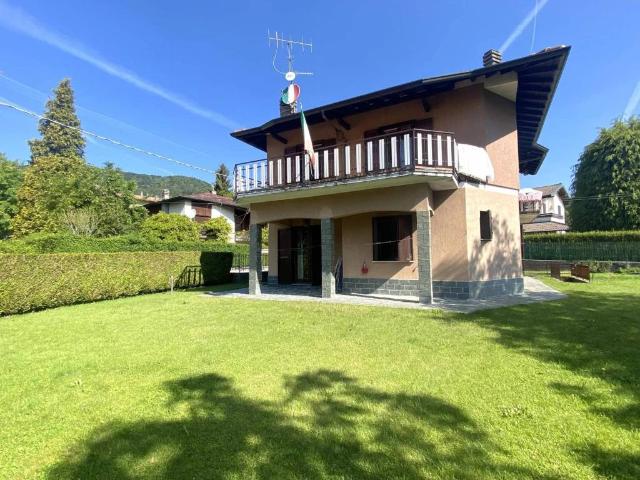 Villa in vendita a Alta Valle Intelvi CO