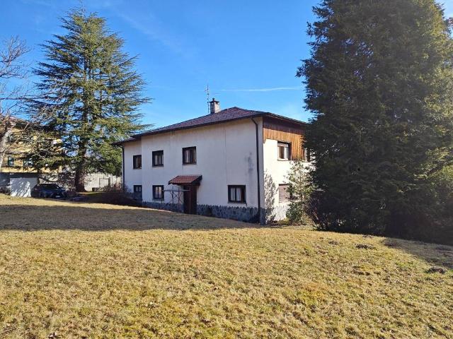 Villa in vendita a Alta Valle Intelvi CO