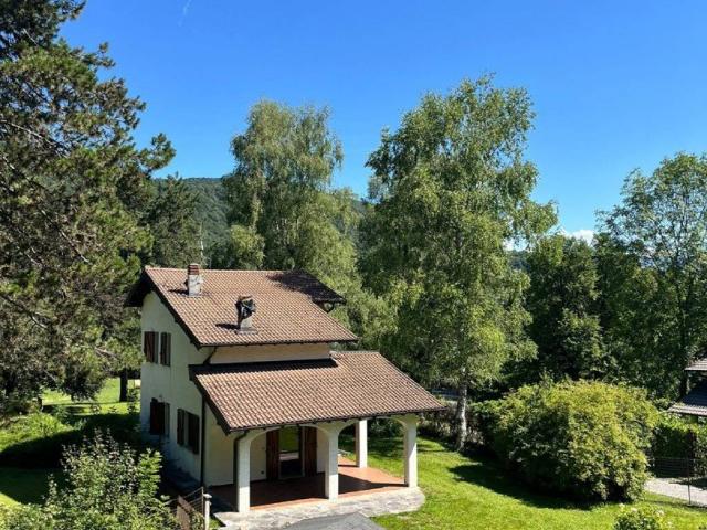 Villa in vendita a Alta Valle Intelvi CO