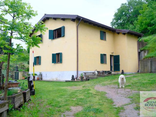 Villa in vendita a Altare SV