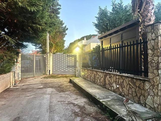 Villa in vendita a Altavilla Milicia PA