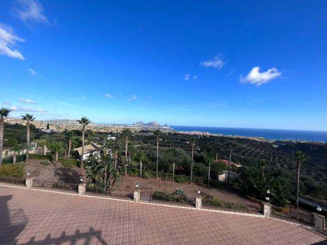 Villa in vendita a Altavilla Milicia PA