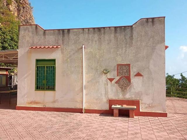 Villa in vendita a Altavilla Milicia PA