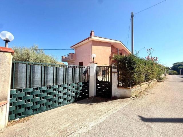 Villa in vendita a Altavilla Milicia PA