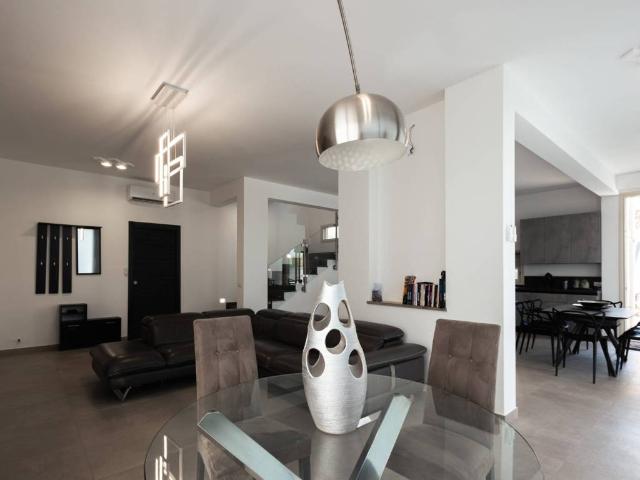 Villa in vendita a Altavilla Milicia PA