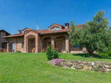 Villa in vendita a Altavilla Monferrato AL