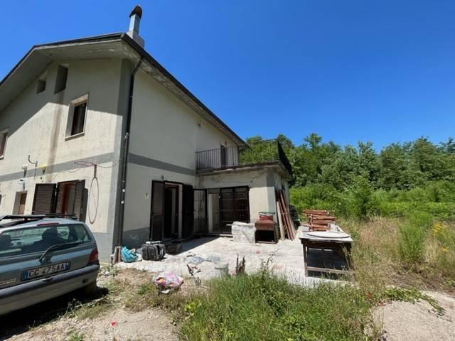 Villa in vendita a Altavilla Irpina AV
