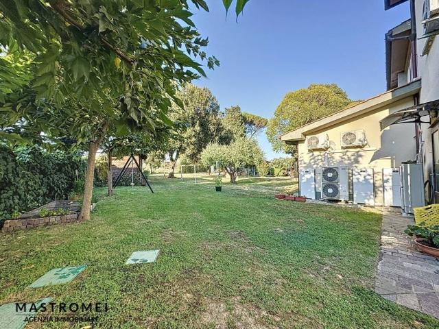 Villa in vendita a Altopascio LU