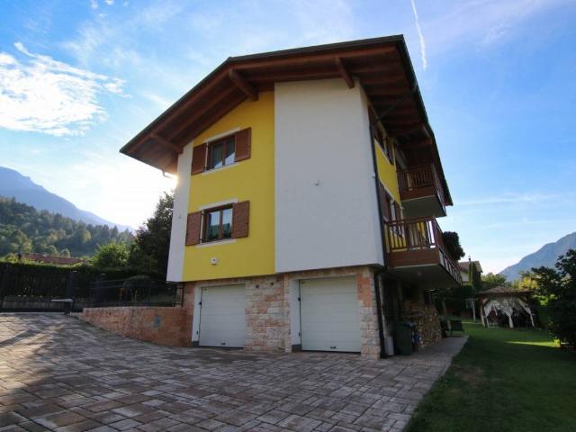 Villa in vendita a Altopiano della Vigolana TN