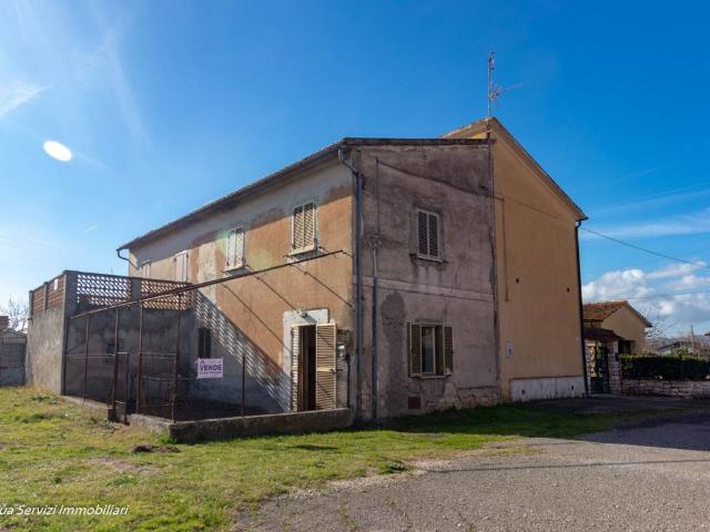 Villa in vendita a Alviano TR
