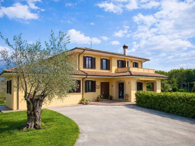 Villa in vendita a Alvito FR