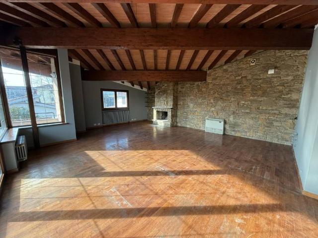 Villa in vendita a Torre Boldone BG