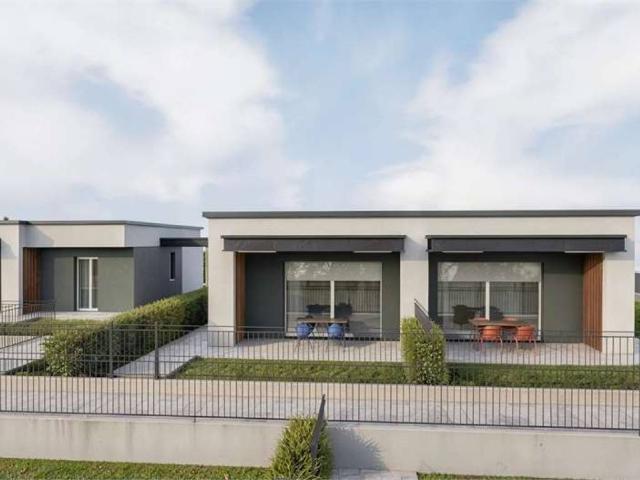 Villa in vendita a Alzate Brianza CO