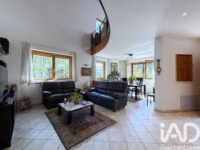 Villa in vendita a Ala TN