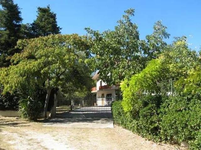 Villa in vendita a Alanno PE