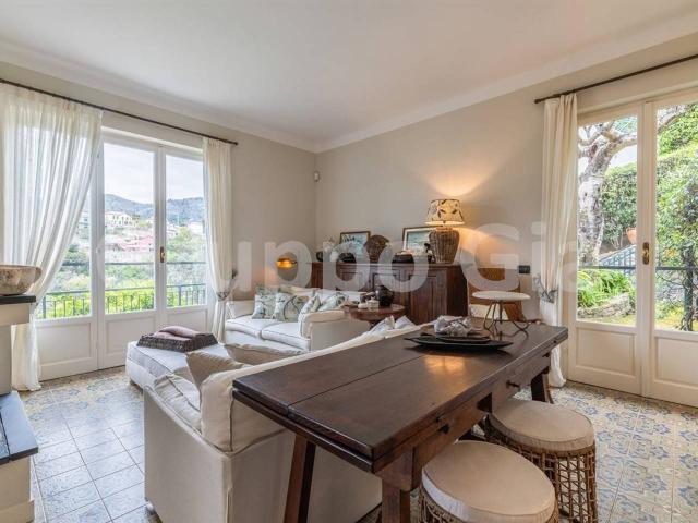 Villa in vendita a Alassio