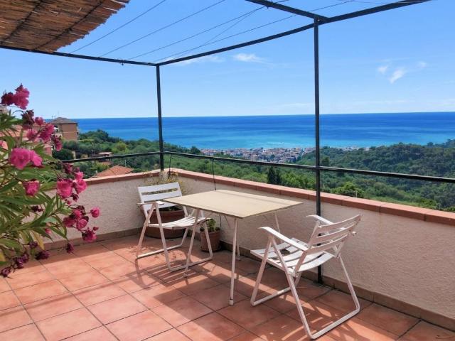 Villa in vendita a Alassio SV