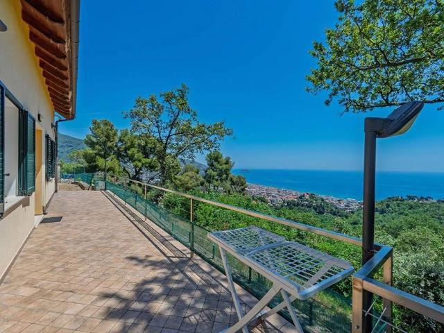Villa in vendita a Alassio SV