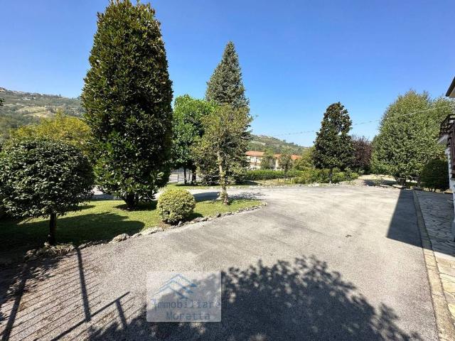 Villa in vendita a Alba CN