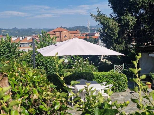 Villa in vendita a Alba CN