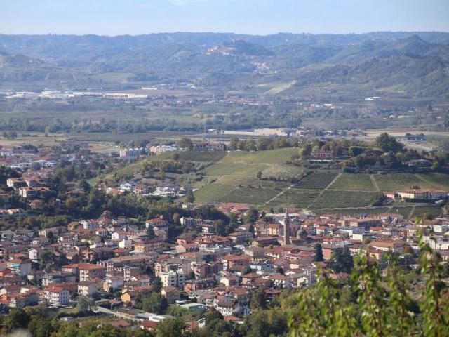Villa in vendita a Alba CN