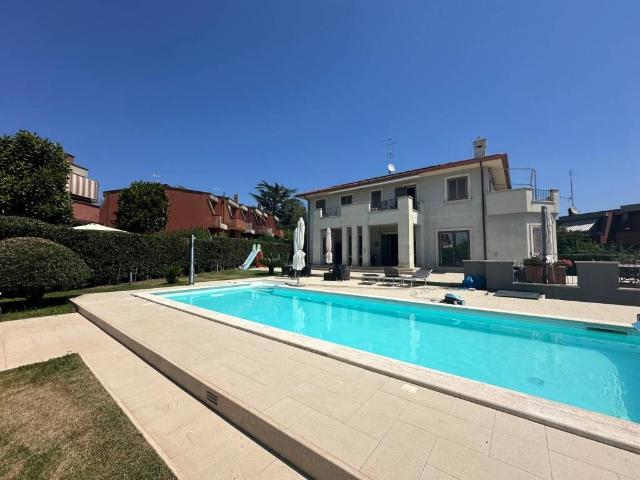 Villa in vendita a Albano Laziale RM