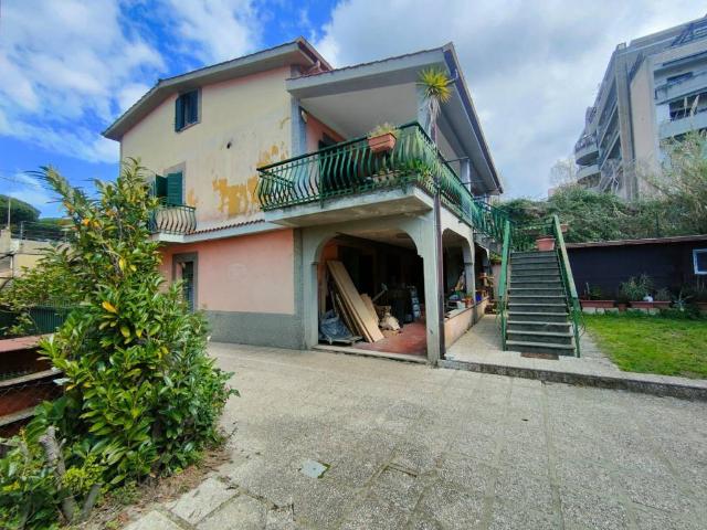 Villa in vendita a Albano Laziale RM