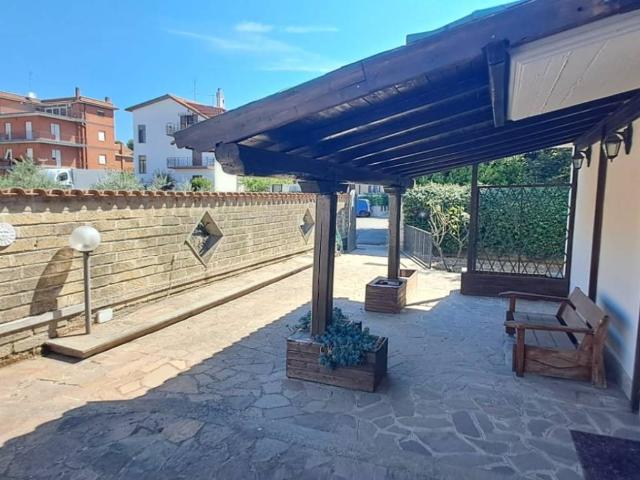 Villa in vendita a Albano Laziale RM
