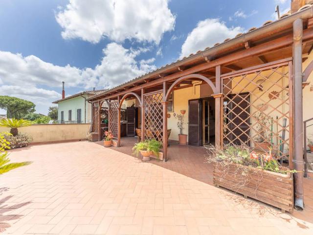 Villa in vendita a Albano Laziale RM