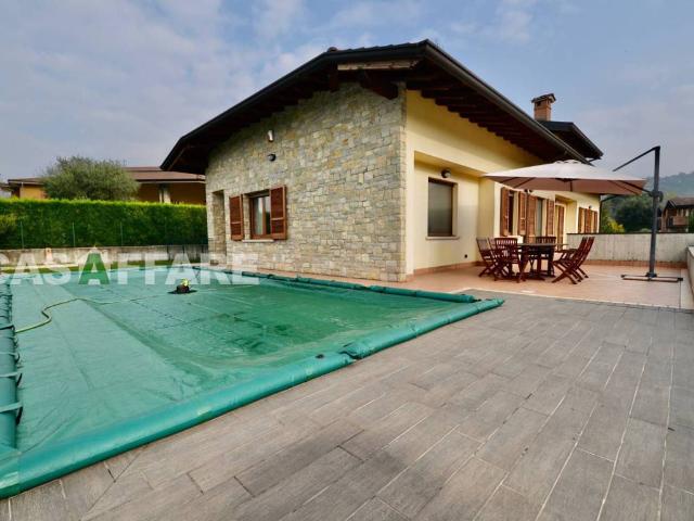 Villa in vendita a Albano Sant'Alessandro BG