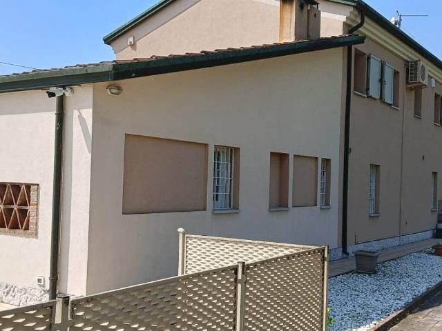 Villa in vendita a Albaredo d'Adige VR