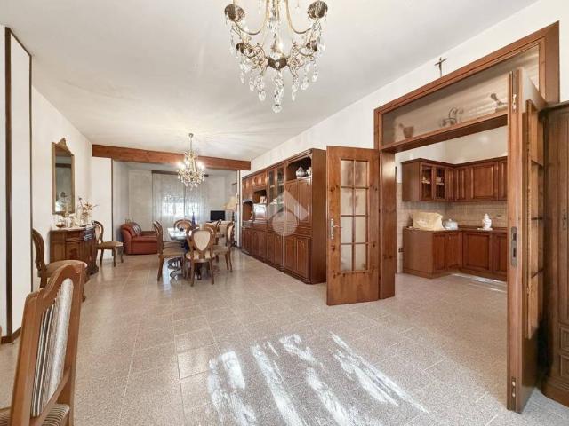 Villa in vendita a Albaredo d'Adige VR