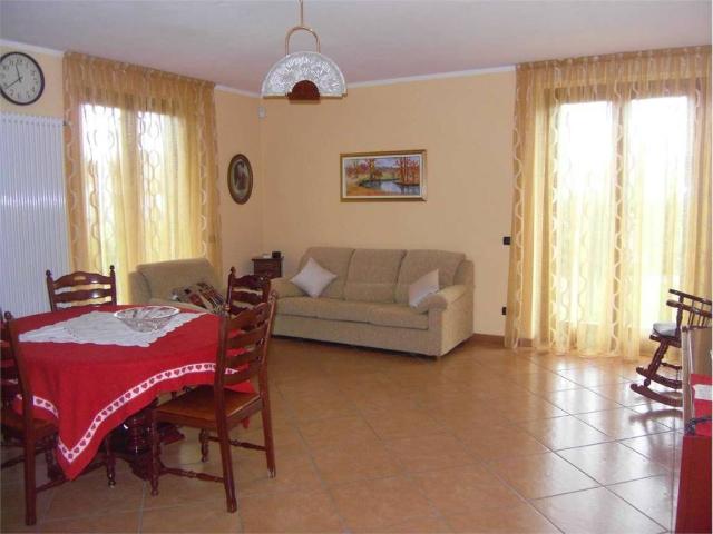 Villa in vendita a Albavilla CO