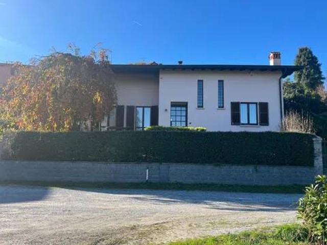 Villa in vendita a Albavilla CO