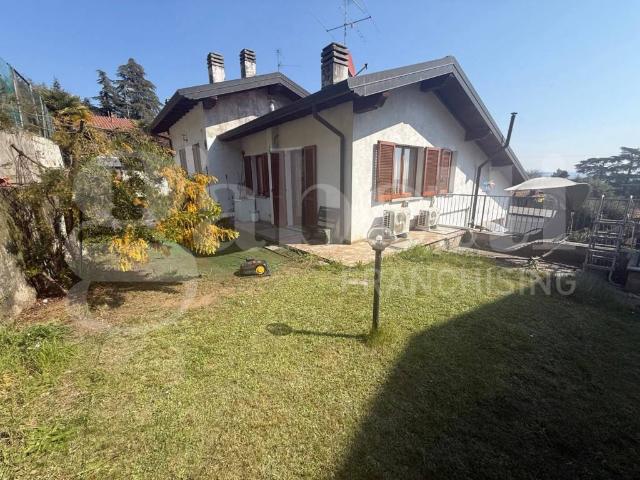 Villa in vendita a Albavilla CO