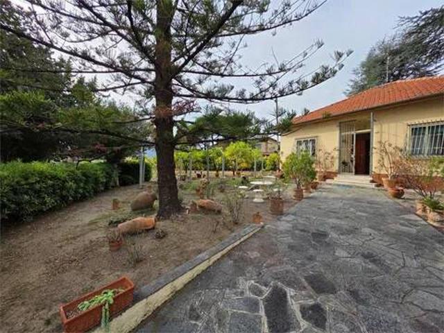 Villa in vendita a Albenga SV