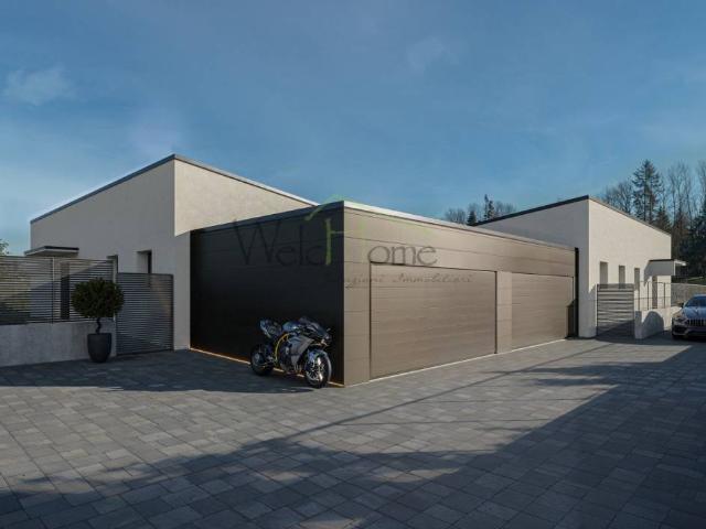 Villa in vendita a Albese con Cassano CO