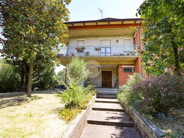 Villa in vendita a Albinea RE