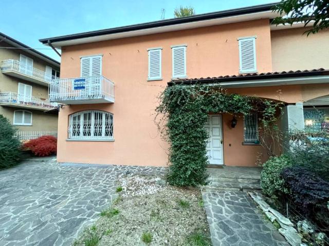 Villa in vendita a Albino BG