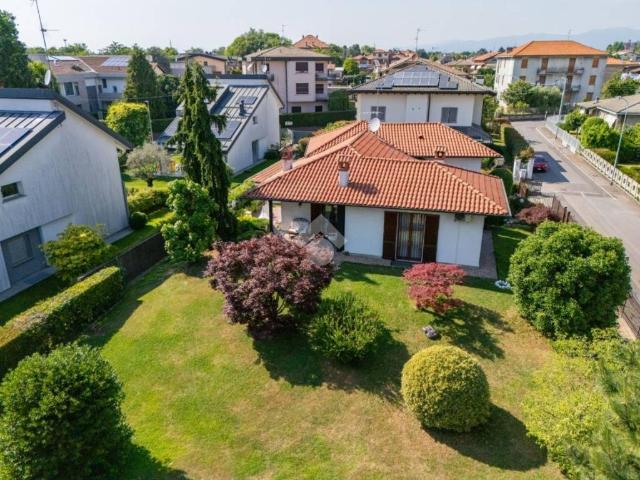 Villa in vendita a Albiate MB