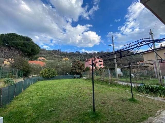 Villa in vendita a Albisola Superiore SV