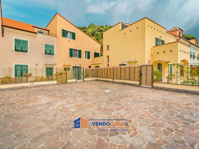 Villa in vendita a Albisola Superiore SV