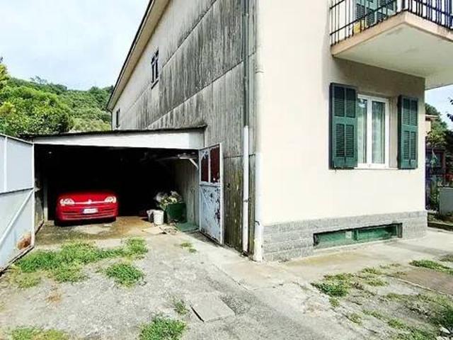 Villa in vendita a Albisola Superiore SV