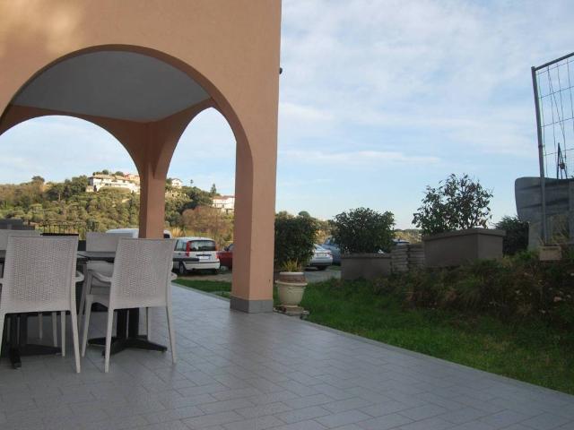 Villa in vendita a Albisola Superiore SV