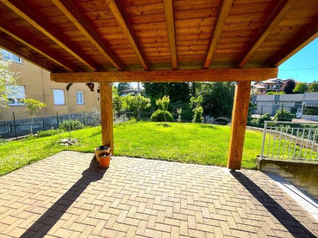 Villa in vendita a Albizzate VA