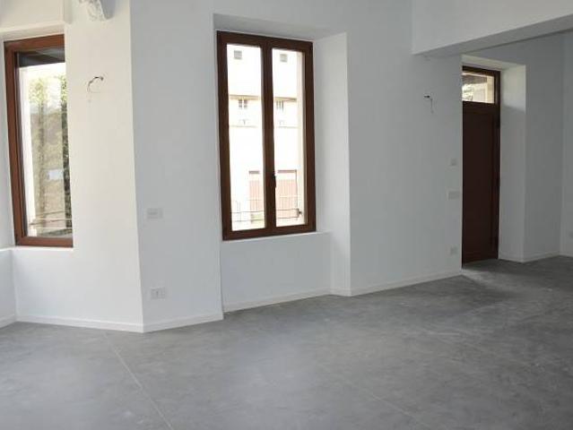 Villa in vendita a Albizzate VA