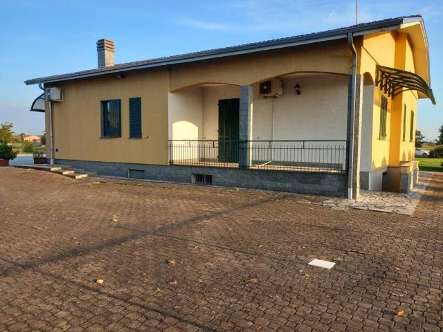 Villa in vendita a Alessandria AL